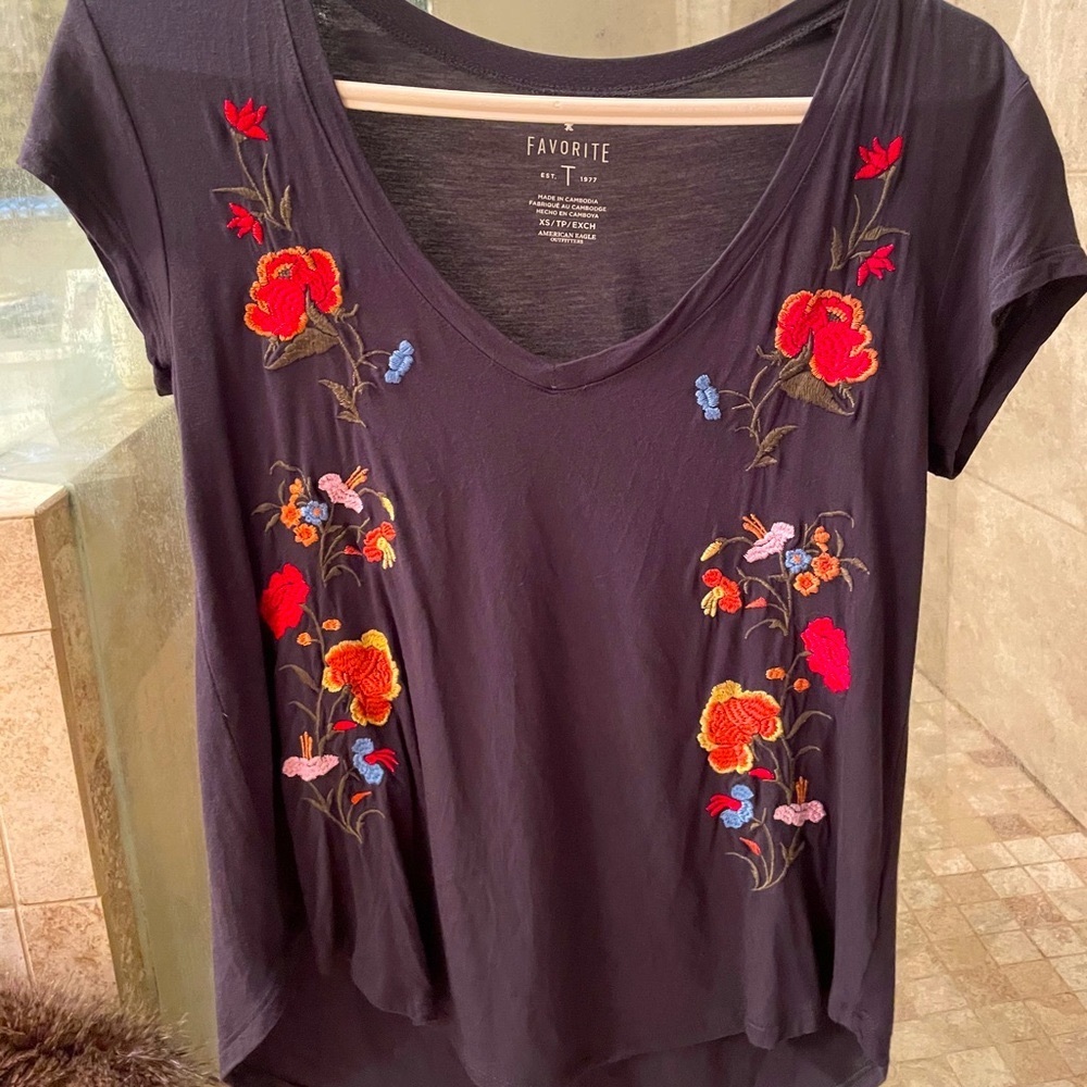 American Eagle Favorite Shirt